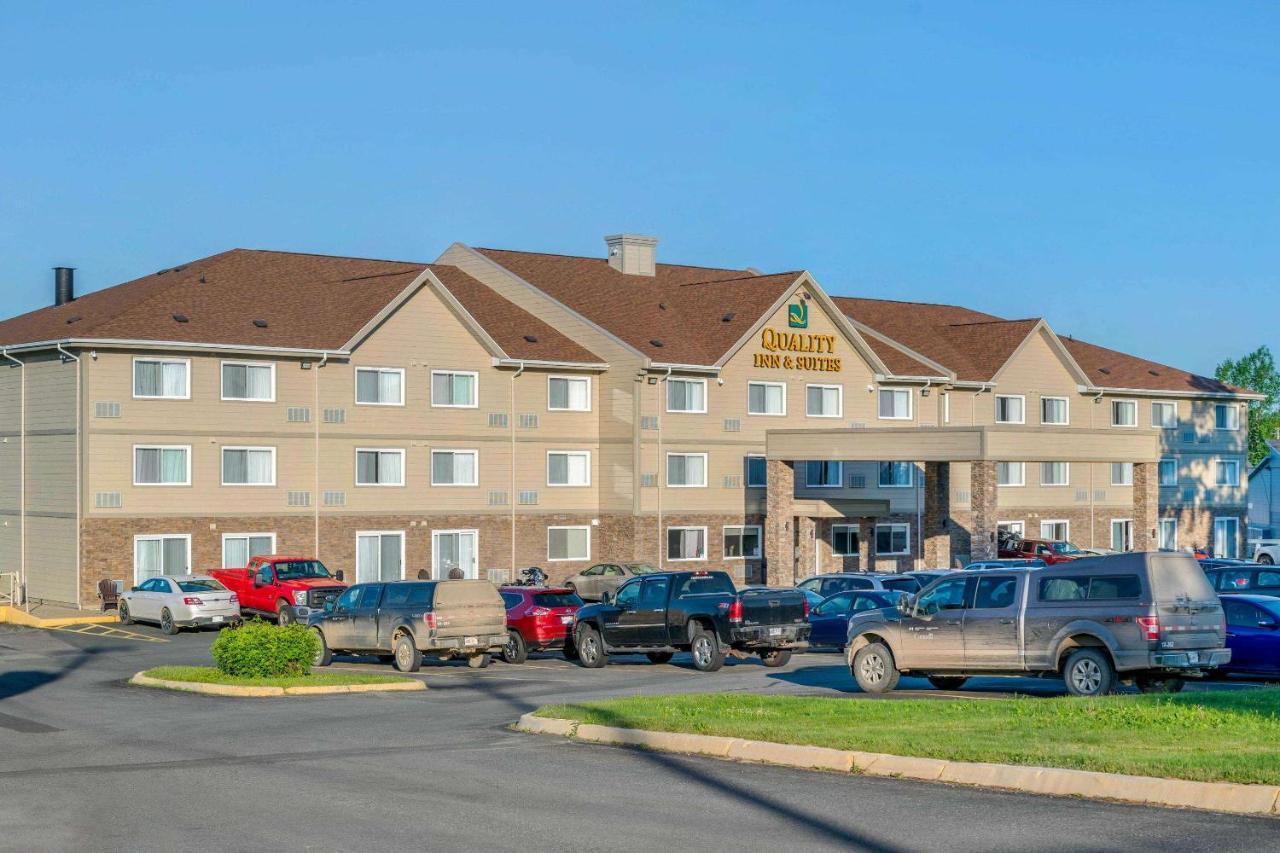 Quality Inn & Suites Батърст Екстериор снимка